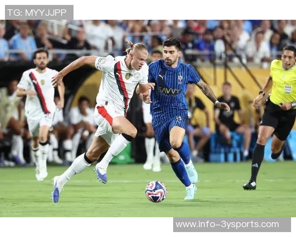 风云突变利雅得胜利门将扳平后与内维斯发生冲突被红牌罚下